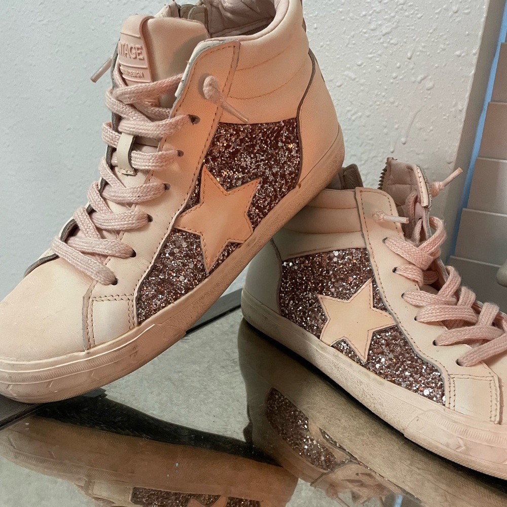 Cream vintage Havanas